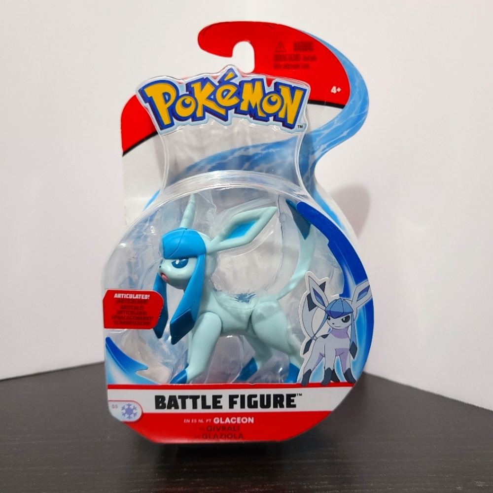 *SOLD* Pokemon Battle Figure Glaceon Articulated